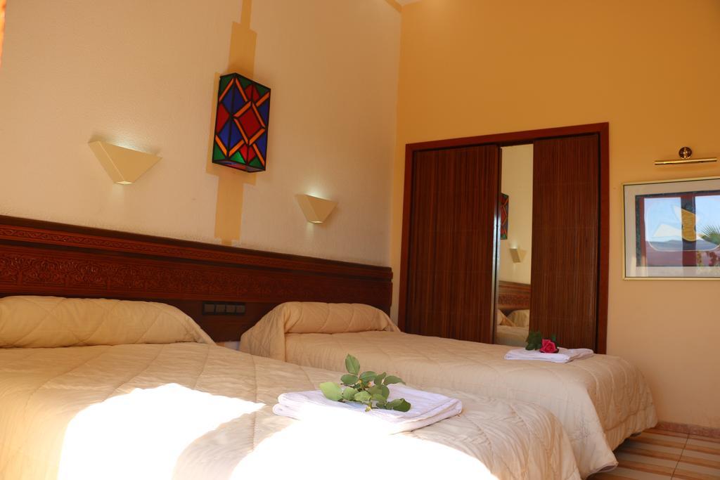 Hotel Sidi Harazem Exterior foto
