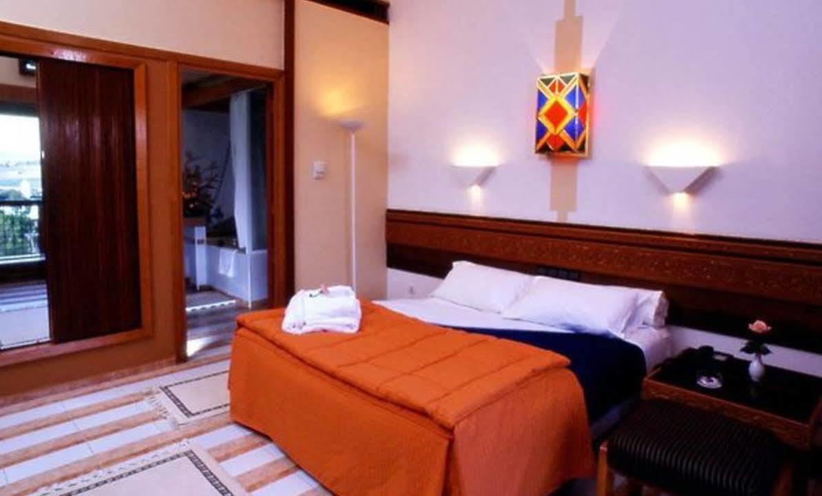 Hotel Sidi Harazem Exterior foto